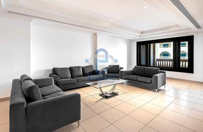 Apartment - 1 - 2 for sale in East Porto Drive - Porto Arabia - The Pearl Island - Doha