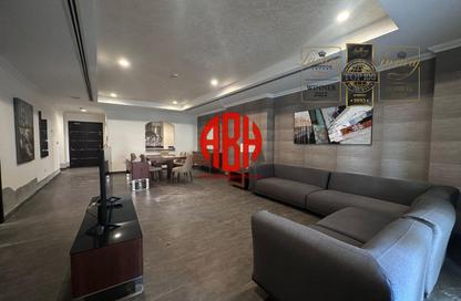 Apartment - 1 Bedroom - 2 Bathrooms for rent in East Porto Drive - Porto Arabia - The Pearl Island - Doha Apartment - 1 Bedroom - 2 Bathrooms for rent in East Porto Drive - Porto Arabia - The Pearl Island - Doha