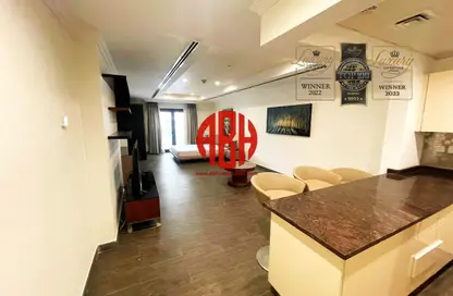 شقة - 1 حمام للايجار في طريق بورتو الشرقي - بورتو أرابيا - جزيرة اللؤلؤة - الدوحة