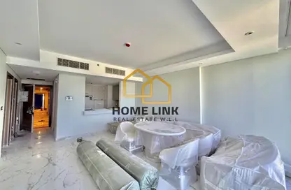 Apartment - 2 Bedrooms - 3 Bathrooms for rent in Marina Tower 02 - Marina District - Lusail