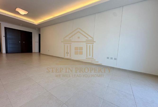 56877902 - Property Image 2