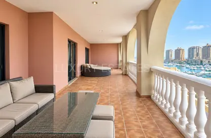 Apartment - 2 Bedrooms - 4 Bathrooms for sale in Porto Arabia - The Pearl Island - Doha