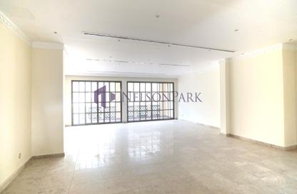 مجمع سكني - 4 غرف نوم - 5 حمامات للايجار في شارع الخفيجي - جلية - الدوحة