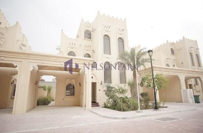مجمع سكني - 4 غرف نوم - 5 حمامات للايجار في شارع الخفيجي - جلية - الدوحة