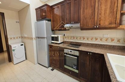 Apartment - 3 Bedrooms - 2 Bathrooms for rent in Al Sadd Road - Al Sadd - Doha Apartment - 3 Bedrooms - 2 Bathrooms for rent in Al Sadd Road - Al Sadd - Doha