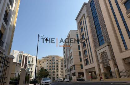 Apartment - 2 Bedrooms - 2 Bathrooms for rent in Giardino Gardens - Giardino Villas - The Pearl Island - Doha