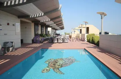 Apartment - 2 Bedrooms - 3 Bathrooms for rent in Hakeem Bin Hazam Street - Mughalina - Doha