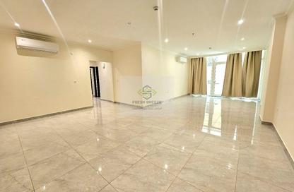 Apartment - 2 - 2 for rent in Al Sadd Road - Al Sadd - Doha