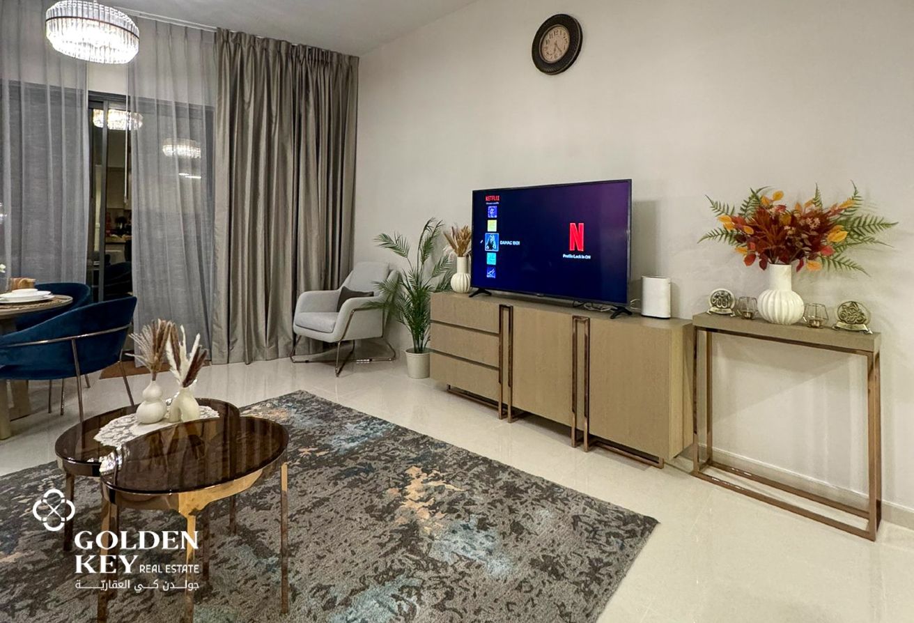 Luxury Tower | FF-2 Bedroom w/ Balcony | Sea View