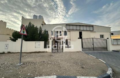 Labor Camp - Studio - 7+ Bathrooms for rent in Industrial Area 4 - Industrial Area - Industrial Area - Doha