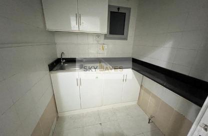 Office Space - Studio - 2 Bathrooms for rent in Salwa Commercial Building - Salwa Road - Doha
