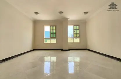 Apartment - 2 Bedrooms - 2 Bathrooms for rent in Muntazah 10 - Al Muntazah - Doha