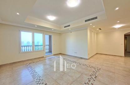 Apartment - 2 Bedrooms - 3 Bathrooms for rent in East Porto Drive - Porto Arabia - The Pearl Island - Doha