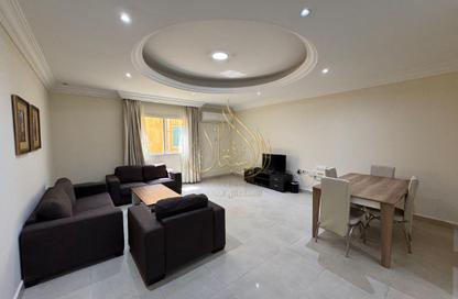 Apartment - 2 - 2 for rent in Al Sadd - Doha