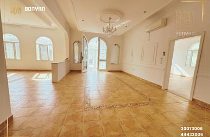Villa - 4 Bedrooms - 4 Bathrooms for rent in Al Faisal Tower - Al Dafna - Al Dafna - Doha