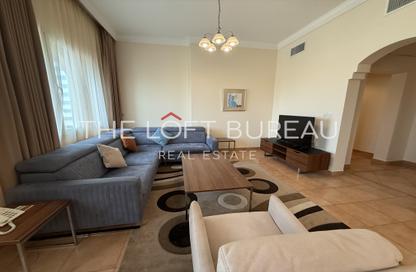 Apartment - 3 Bedrooms - 4 Bathrooms for rent in West Bay Tower - West Bay - West Bay - Doha