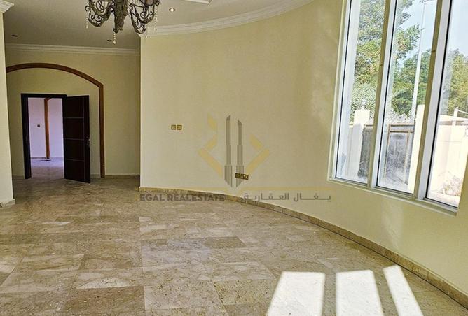 52500161 - Property Image 3