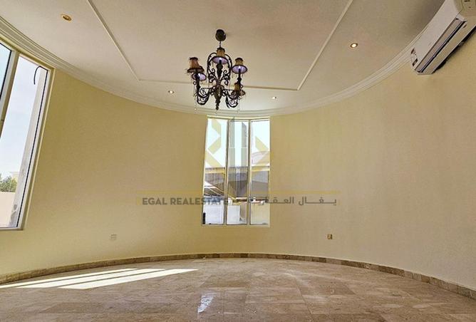 52500161 - Property Main Image