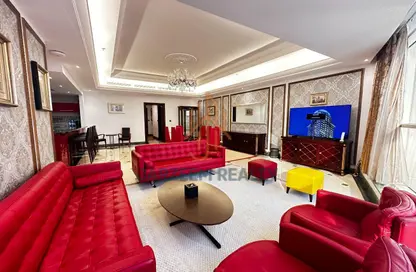 Apartment - 3 Bedrooms - 3 Bathrooms for rent in West Bay Tower - West Bay - West Bay - Doha