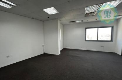 Office Space - Studio - 1 Bathroom for rent in La Martine Building - Old Salata - Salata - Doha