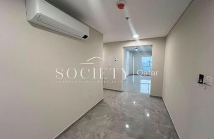 Apartment - 2 Bedrooms - 3 Bathrooms for rent in Musheireb Apartments - Musheireb - Doha Apartment - 2 Bedrooms - 3 Bathrooms for rent in Musheireb Apartments - Musheireb - Doha