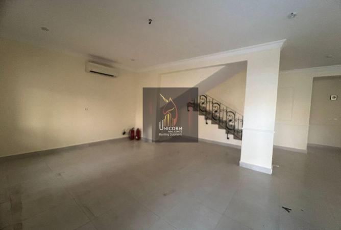 52273019 - Property Image 2