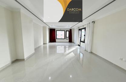 Apartment - 2 Bedrooms - 2 Bathrooms for sale in East Porto Drive - Porto Arabia - The Pearl Island - Doha Apartment - 2 Bedrooms - 2 Bathrooms for sale in East Porto Drive - Porto Arabia - The Pearl Island - Doha