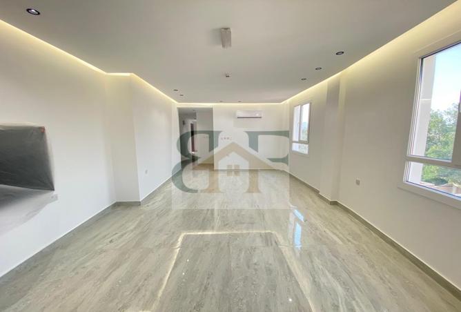 1007609 - Property Image 2