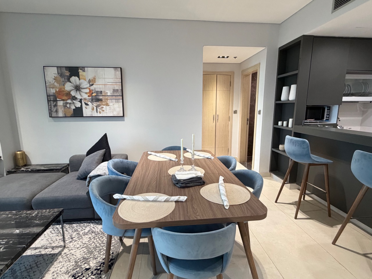 Lusail Marina 1 Bedroom Apartment with Shared Pool thumbnail 3