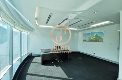 مساحات مكتبية - 3 غرف نوم - 2 حمامات للايجار في برج وست باي - الخليج الجنوبي - الخليج الغربي - الدوحة