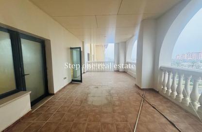 Apartment - 1 Bedroom - 2 Bathrooms for rent in West Porto Drive - Porto Arabia - The Pearl Island - Doha