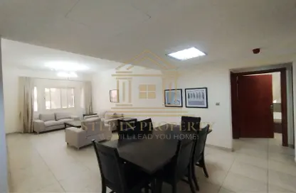 شقة - 2 غرف نوم - 3 حمامات للايجار في شارع النصر - النصر - الدوحة