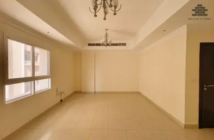 Apartment - 2 Bedrooms - 2 Bathrooms for rent in Muntazah 13 - Al Muntazah - Doha