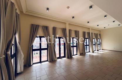 Apartment - 3 Bedrooms - 3 Bathrooms for rent in Qanat Quartier - The Pearl Island - Doha Apartment - 3 Bedrooms - 3 Bathrooms for rent in Qanat Quartier - The Pearl Island - Doha