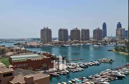 Apartment - 1 Bedroom - 2 Bathrooms for rent in West Porto Drive - Porto Arabia - The Pearl Island - Doha