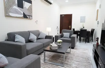 Apartment - 2 Bedrooms - 1 Bathroom for rent in Al Nasr Street - Al Nasr - Doha