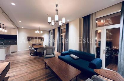 Apartment - 2 Bedrooms - 3 Bathrooms for rent in Floresta Gardens - Floresta Gardens - The Pearl Island - Doha