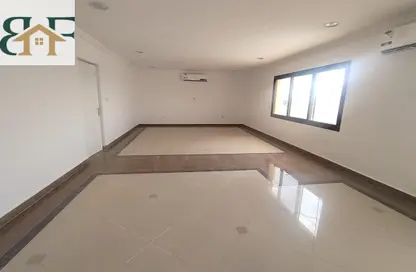 Apartment - 3 Bedrooms - 3 Bathrooms for rent in Al Sadd Road - Al Sadd - Doha