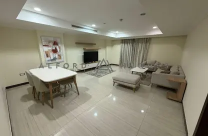 Apartment - 1 Bedroom - 2 Bathrooms for rent in Porto Arabia - The Pearl Island - Doha