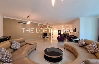 Duplex - 3 Bedrooms - 5 Bathrooms for rent in West Bay Tower - West Bay - West Bay - Doha