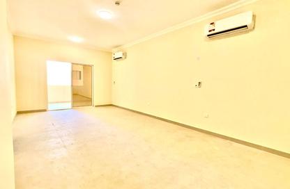 Apartment - 3 Bedrooms - 2 Bathrooms for rent in Anas Street - Fereej Bin Mahmoud North - Fereej Bin Mahmoud - Doha Apartment - 3 Bedrooms - 2 Bathrooms for rent in Anas Street - Fereej Bin Mahmoud North - Fereej Bin Mahmoud - Doha