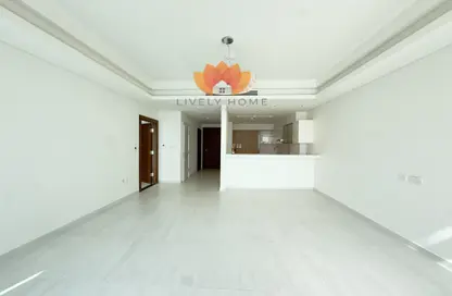 Apartment - 1 Bedroom - 2 Bathrooms for rent in Crystal Residence - Gewan Island - The Pearl Island - Doha