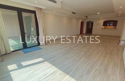 Apartment - 1 Bedroom - 2 Bathrooms for rent in East Porto Drive - Porto Arabia - The Pearl Island - Doha Apartment - 1 Bedroom - 2 Bathrooms for rent in East Porto Drive - Porto Arabia - The Pearl Island - Doha