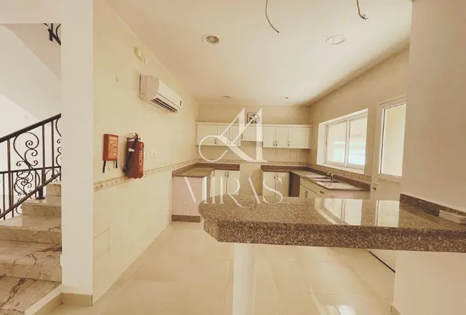 63251879 - Property Image 2