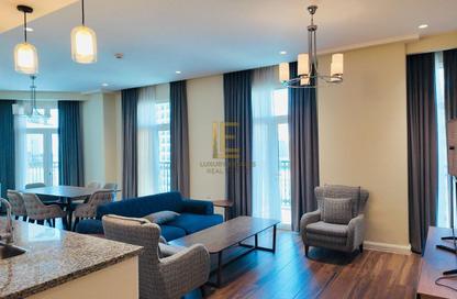 Apartment - 2 Bedrooms - 4 Bathrooms for sale in Floresta Gardens - Floresta Gardens - The Pearl Island - Doha