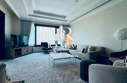 Apartment - 2 Bedrooms - 3 Bathrooms for rent in East Porto Drive - Porto Arabia - The Pearl Island - Doha Apartment - 2 Bedrooms - 3 Bathrooms for rent in East Porto Drive - Porto Arabia - The Pearl Island - Doha