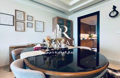 Apartment - 2 Bedrooms - 3 Bathrooms for rent in East Porto Drive - Porto Arabia - The Pearl Island - Doha