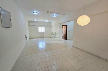 Apartment - 2 - 2 for rent in Al Mansoura - Al Mansoura - Doha