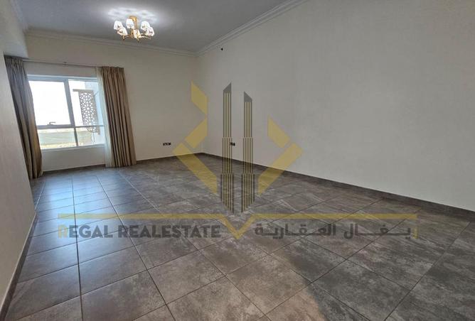 973831 - Property Image 3