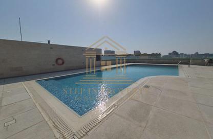 Apartment - 1 Bedroom - 1 Bathroom for rent in Ramada Commercial Building - Al Rawabi Street - Al Muntazah - Doha